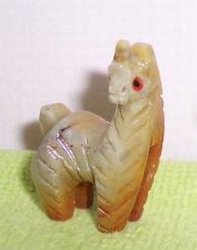 alpaka aus stein.jpg